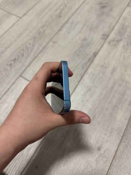 iphone 13 128 CH/A O'qib ma'qul kesa tel qilila