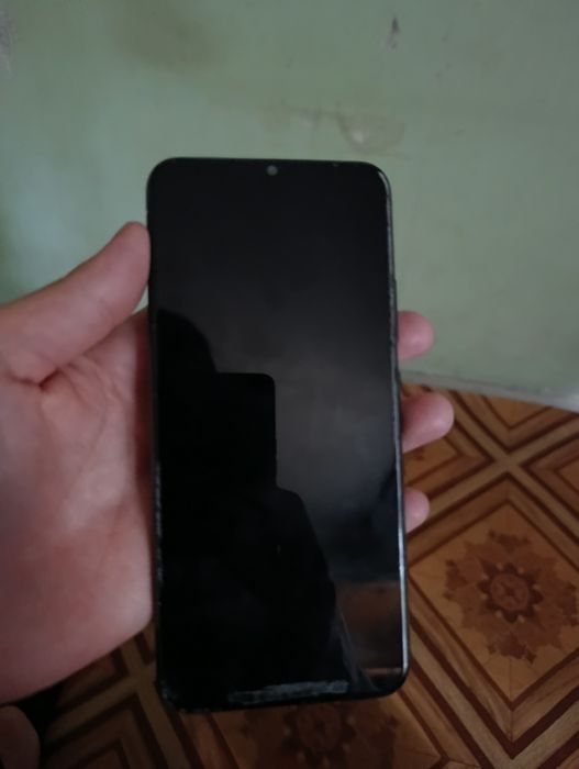 Realme C21Y, 32G.
