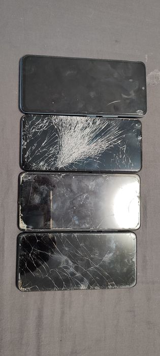 Telefoane pt piese