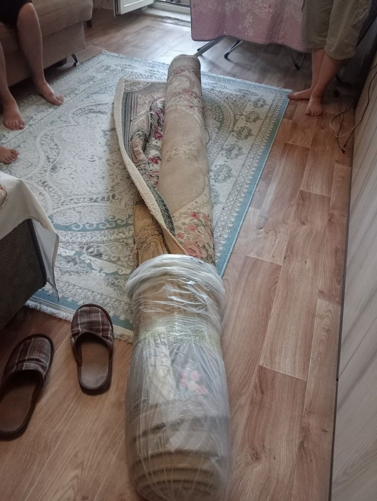 Паласы  б/у размеры 2.5*3.5