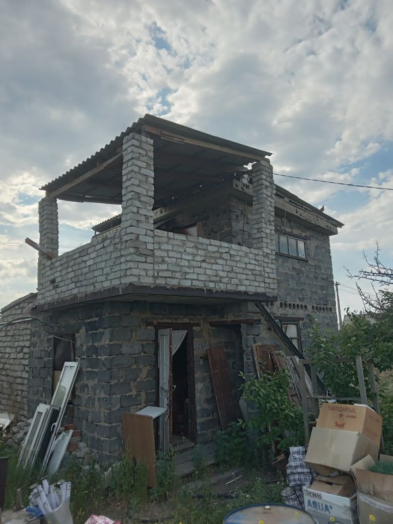 Продам дом на дачном участке