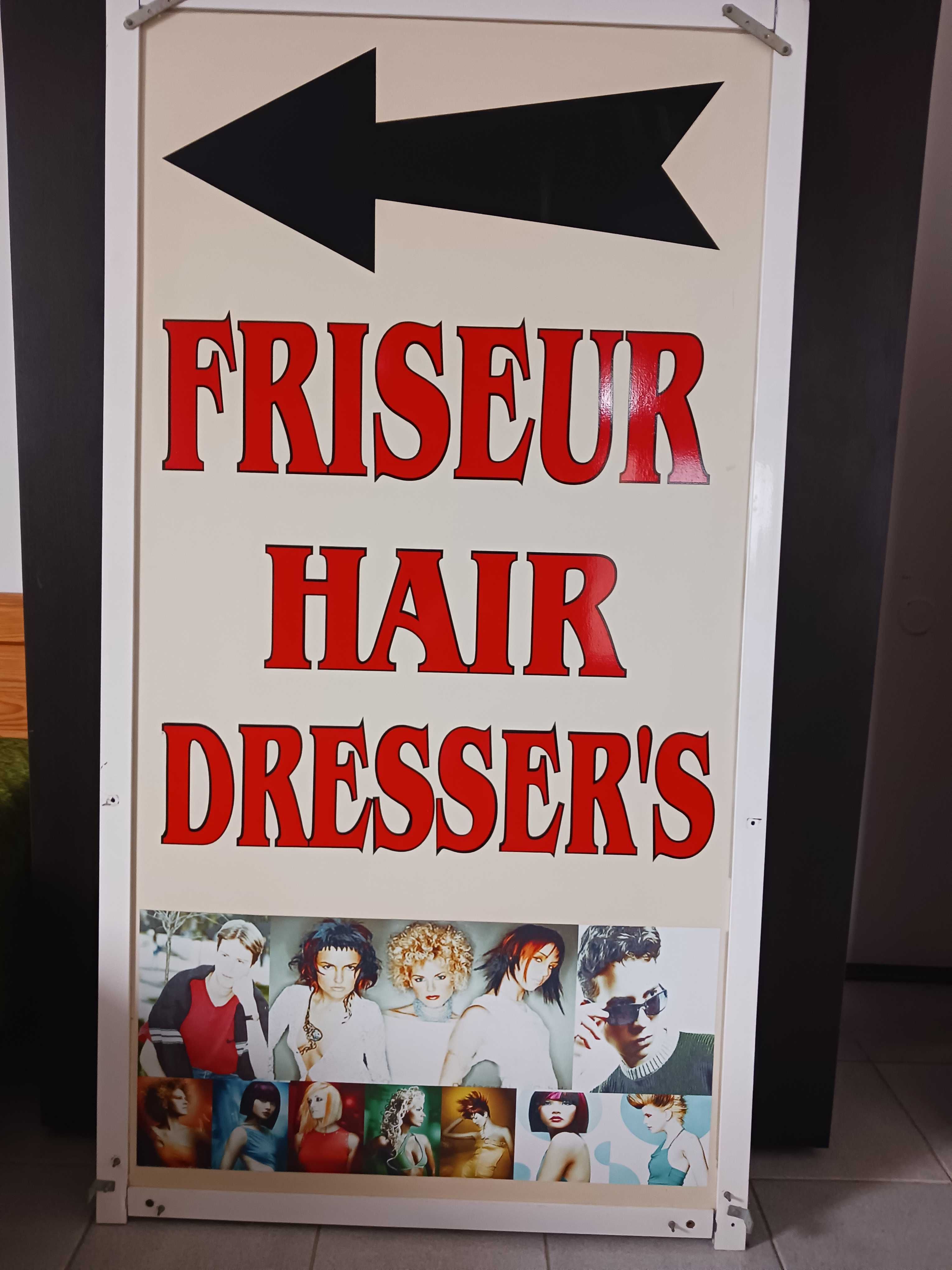 Подвижна реклама за фризьорски салон