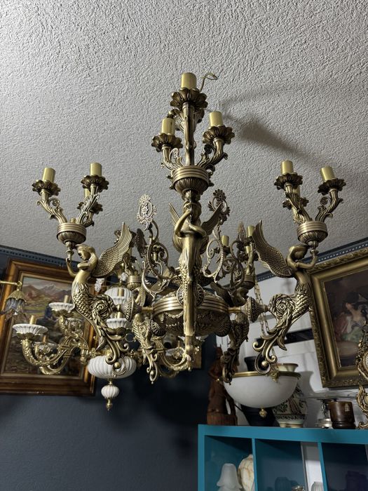 Candelabru- bronz masiv- nuanta nisipiu