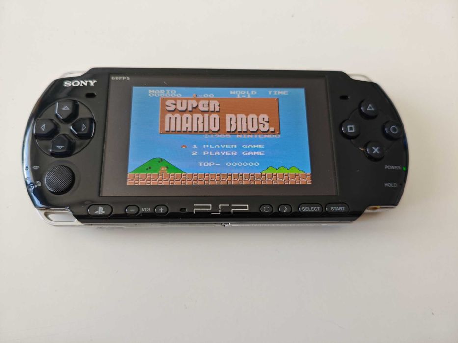 Sony PSP 3000 Playstation Portable - качени много игри