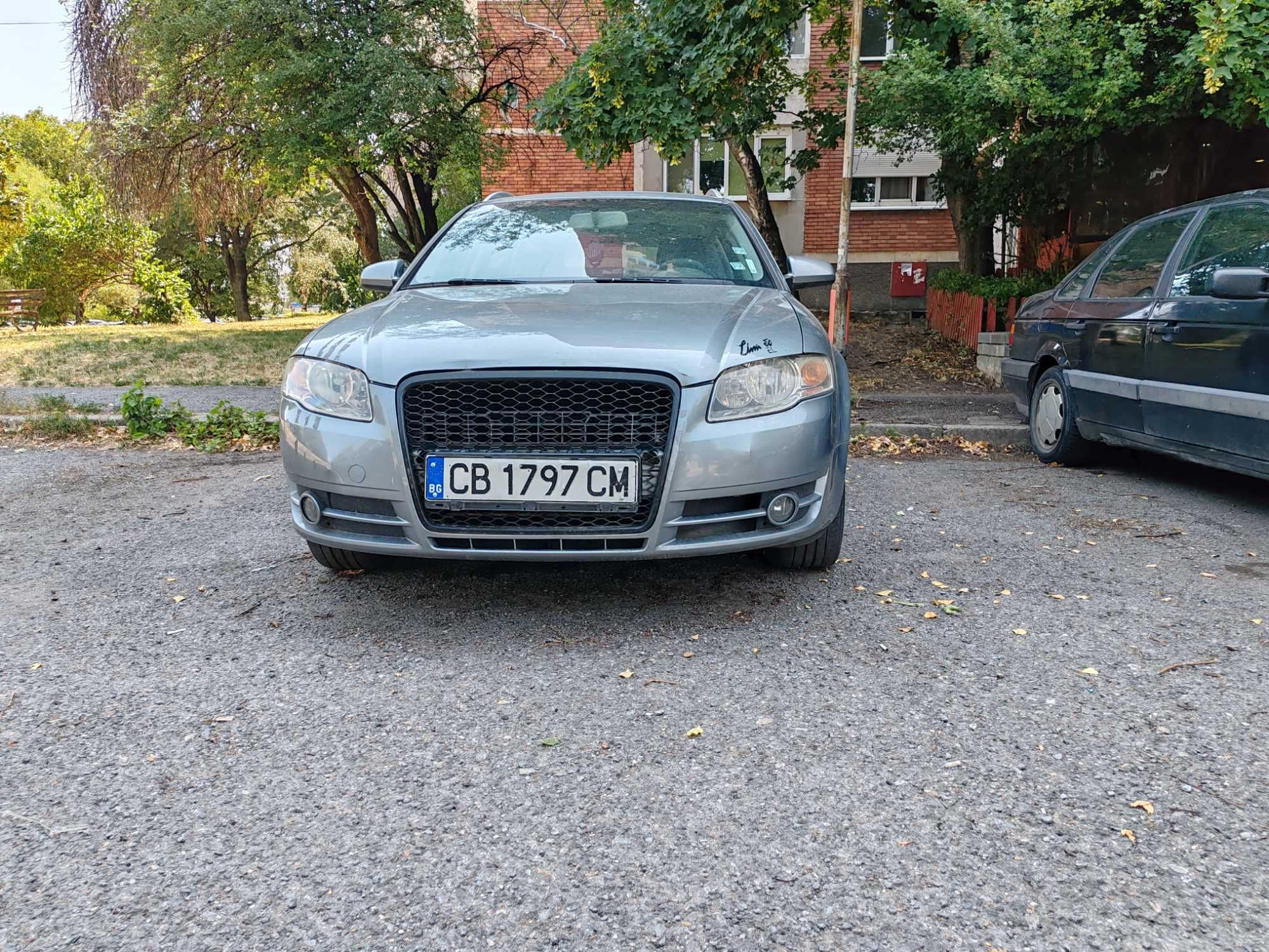 Продавам AUDI A4