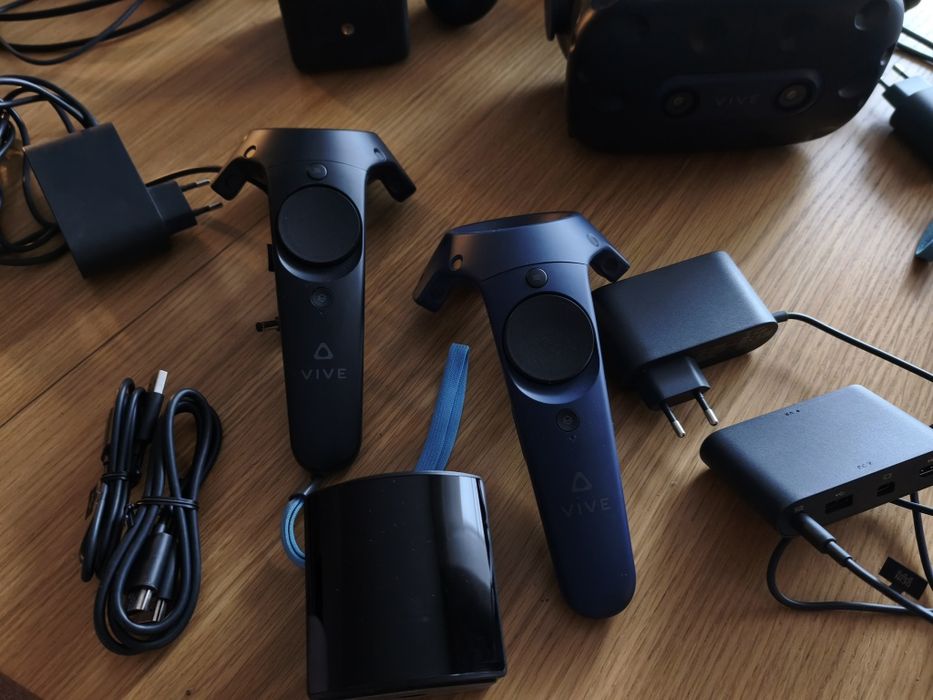 Headset VR   HTC Vive pro 2