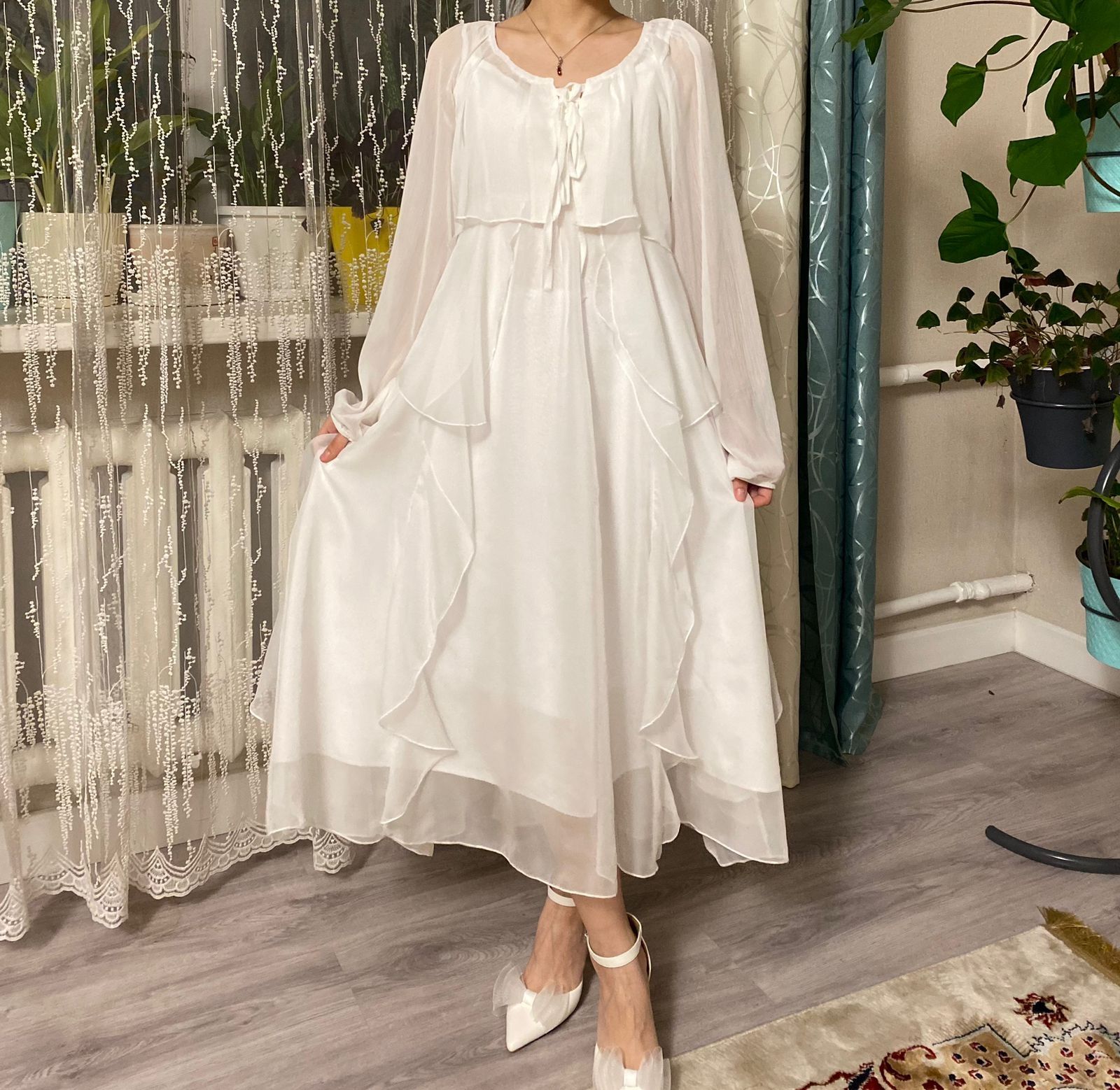 Вечернее белое платье