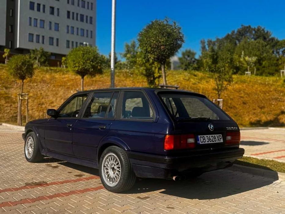 BMW 325 ix touring e30