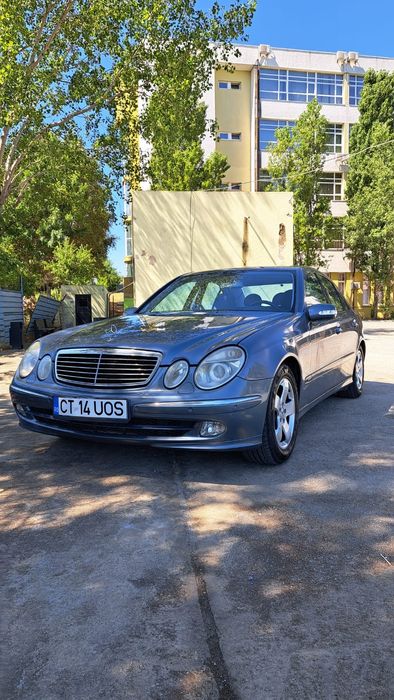 Mercedes E 220 W 211