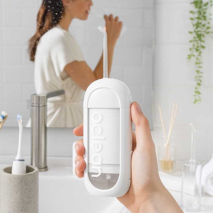 Зъбен душ Oclean W10 Lite, 2бр накрайника, 3 режима, 150мл
