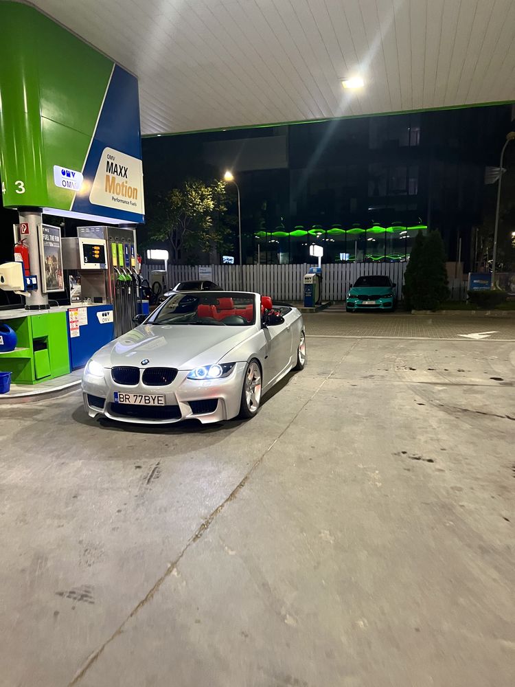 Se vinde e93 330d