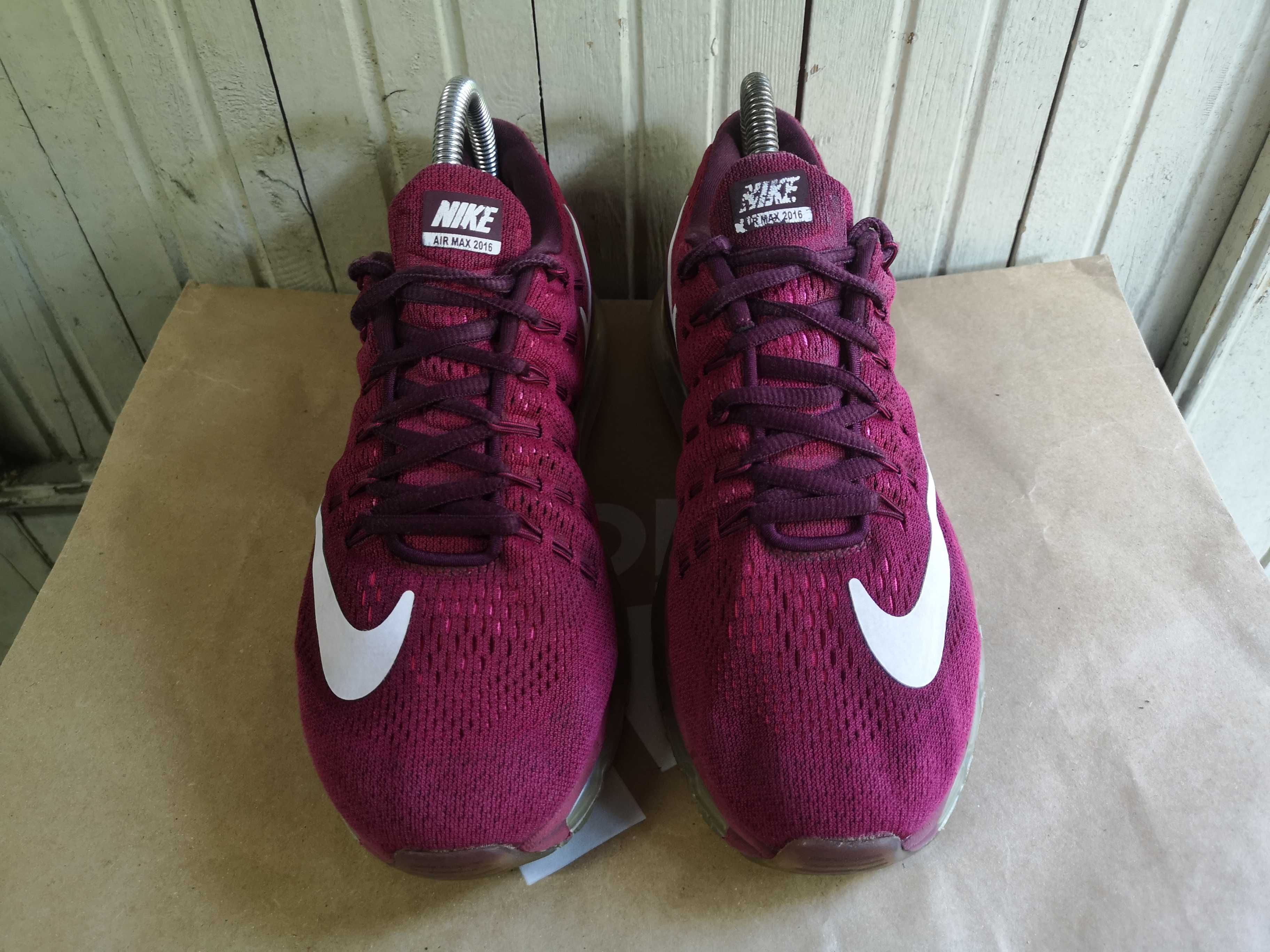 ''Nike Air Max''оригинални маратонки 40 номер