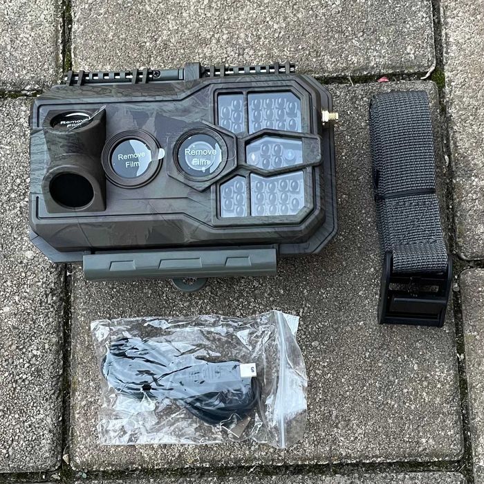 Camera de supraveghere/vânătoare GardePro E8