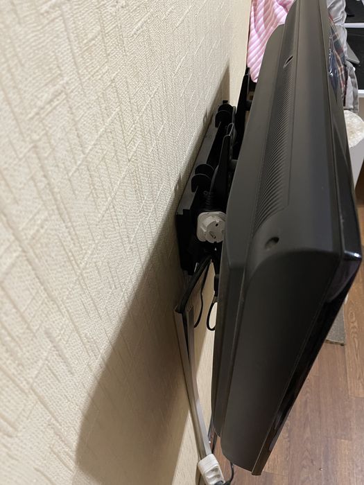 Телевизор Samsung 32” (LA32E420E2R)