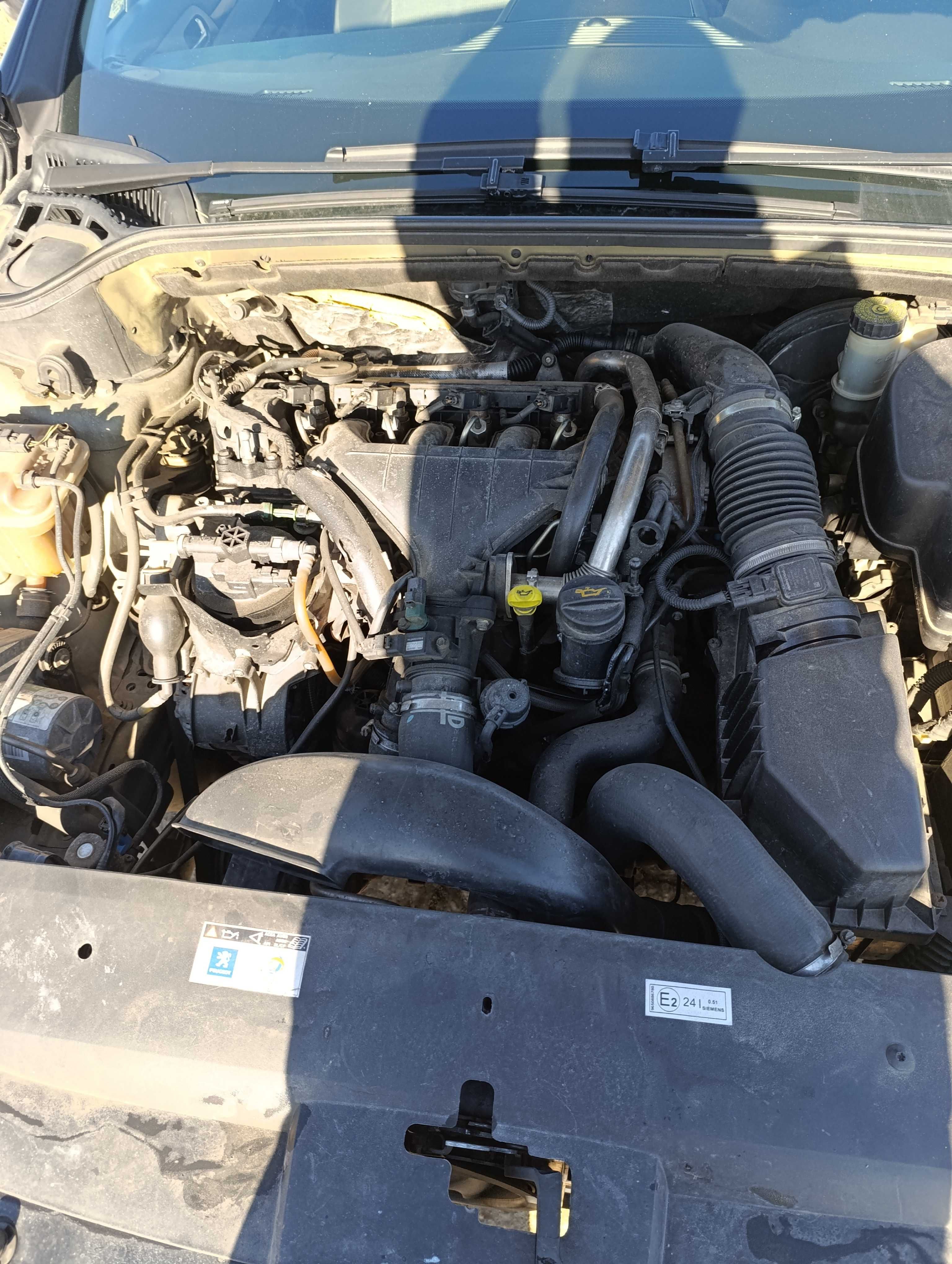 Продавам Пежо 407 2.0 HDI