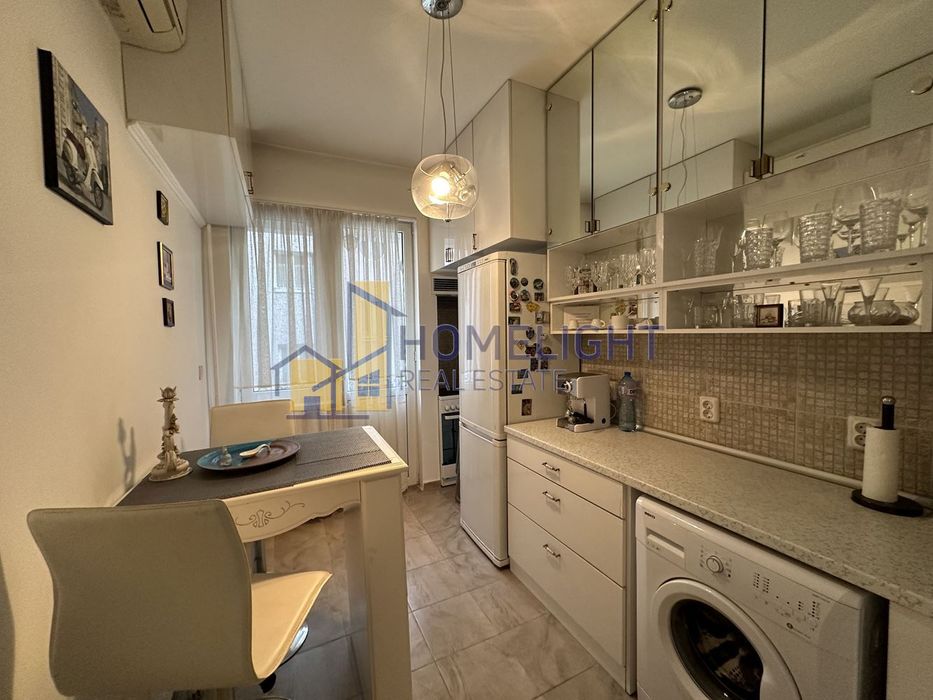 Продава се Тристаен апартамент в София, Център - 84 кв.м за 4155 €/кв.м - Снимка #7