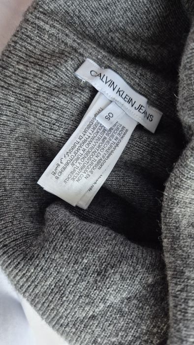 Caciula Calvin Klein originala