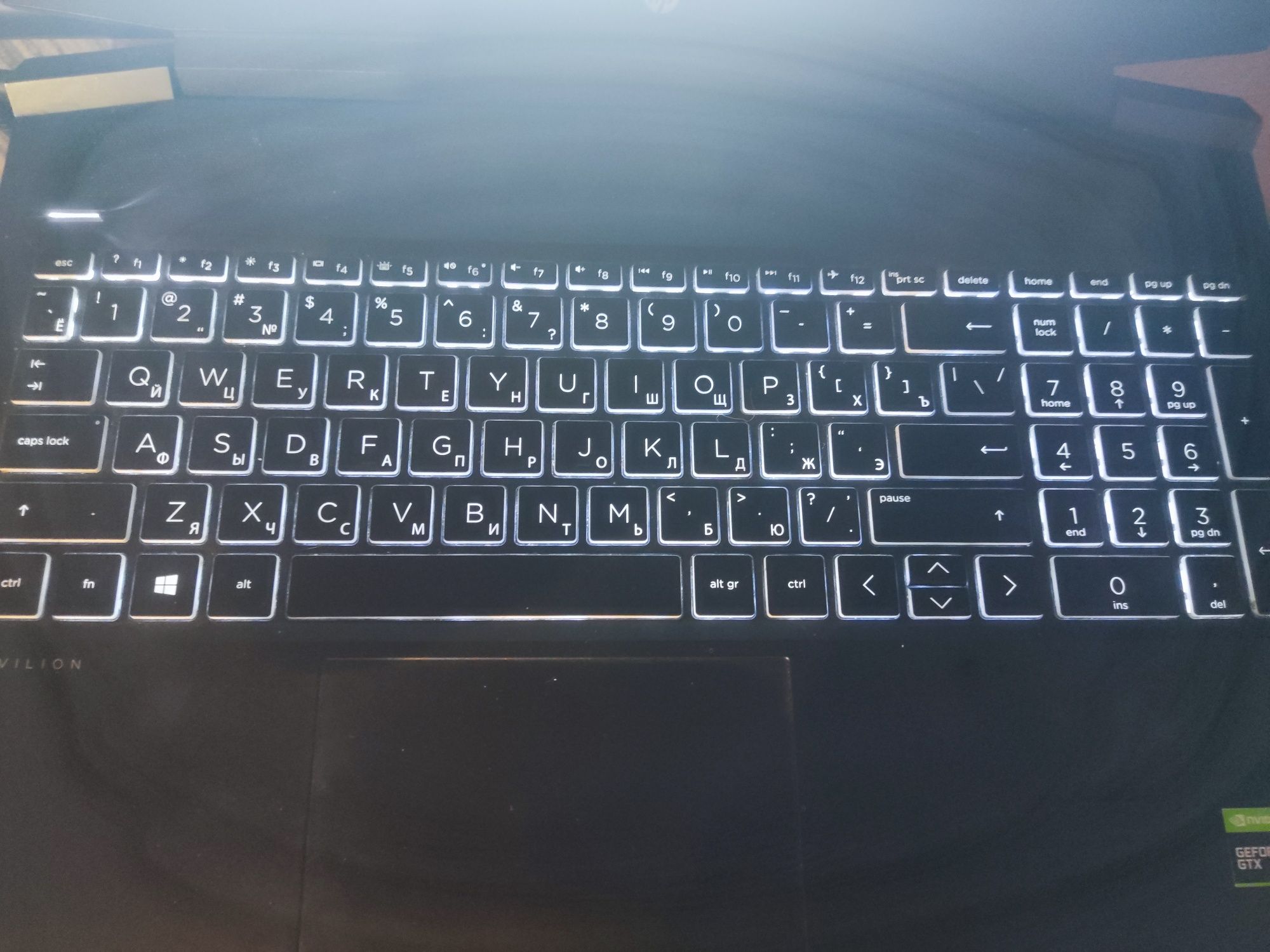 HP Pavilion Gaming 16 | i5-10300H | GTX 1650 Ti | SSD 256 + HDD 1TB