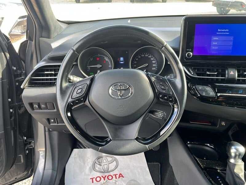 Toyota C-HR Hybrid 1.8 Trend 2022 99.000 km LED Istoric Garantie