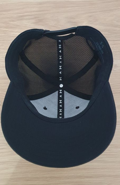 Vand sapca Under Armour Project Rock Trucker