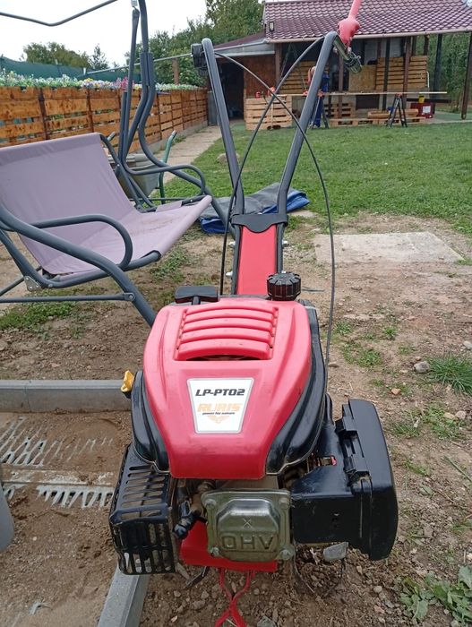Vând motosapă Ruris 5CP