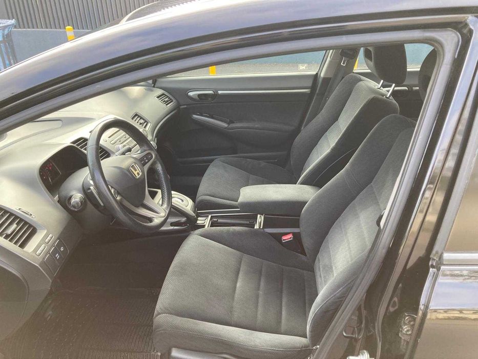 Honda Civic 1.8 vtec anul 2010