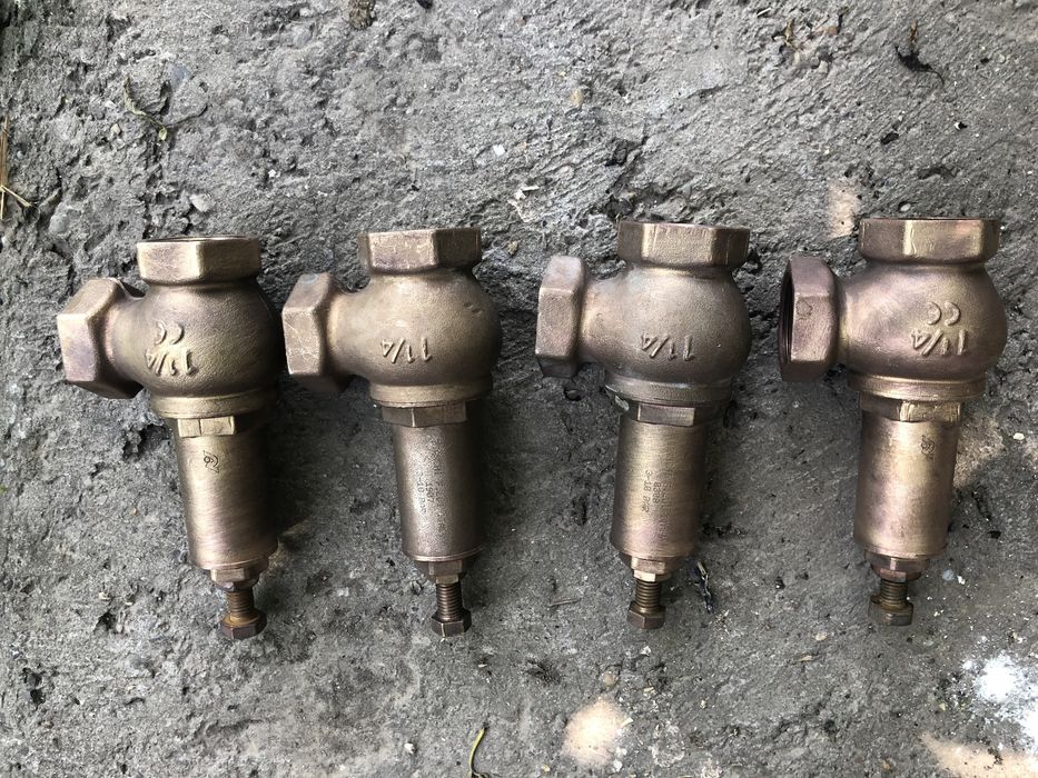 Supapa de siguranta BIANCHI, reglabila 3-10 bar - 1 1/4"