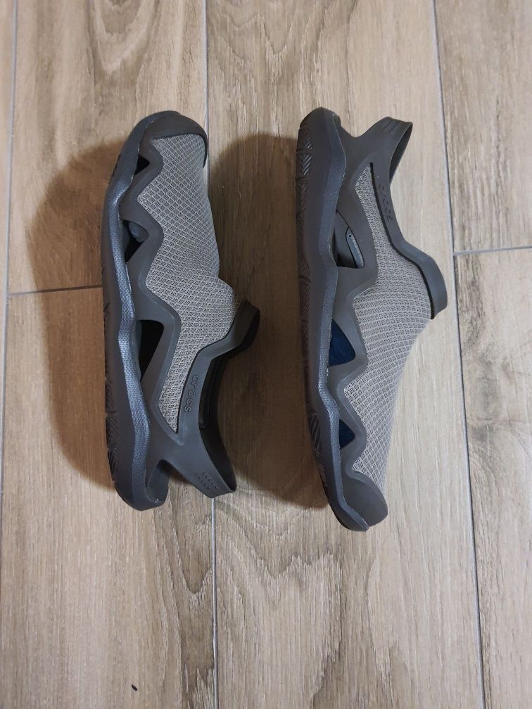 sandale/papuci Crocs M11/45