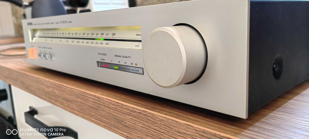 Еквалайзер Fisher 914 и тунер Yamaha T550