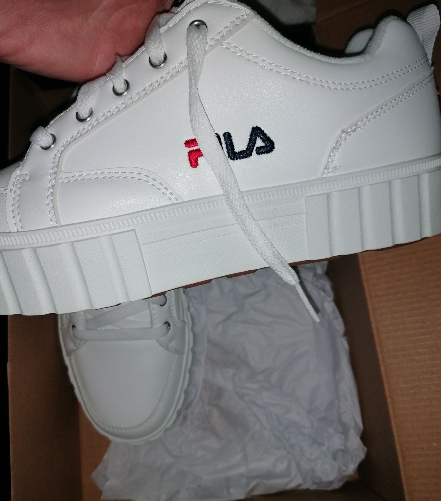 Adidas alb Sneakers Fila 38 noi în cutie