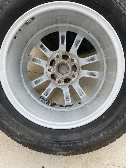 235 65 17 за Джип Dunlop