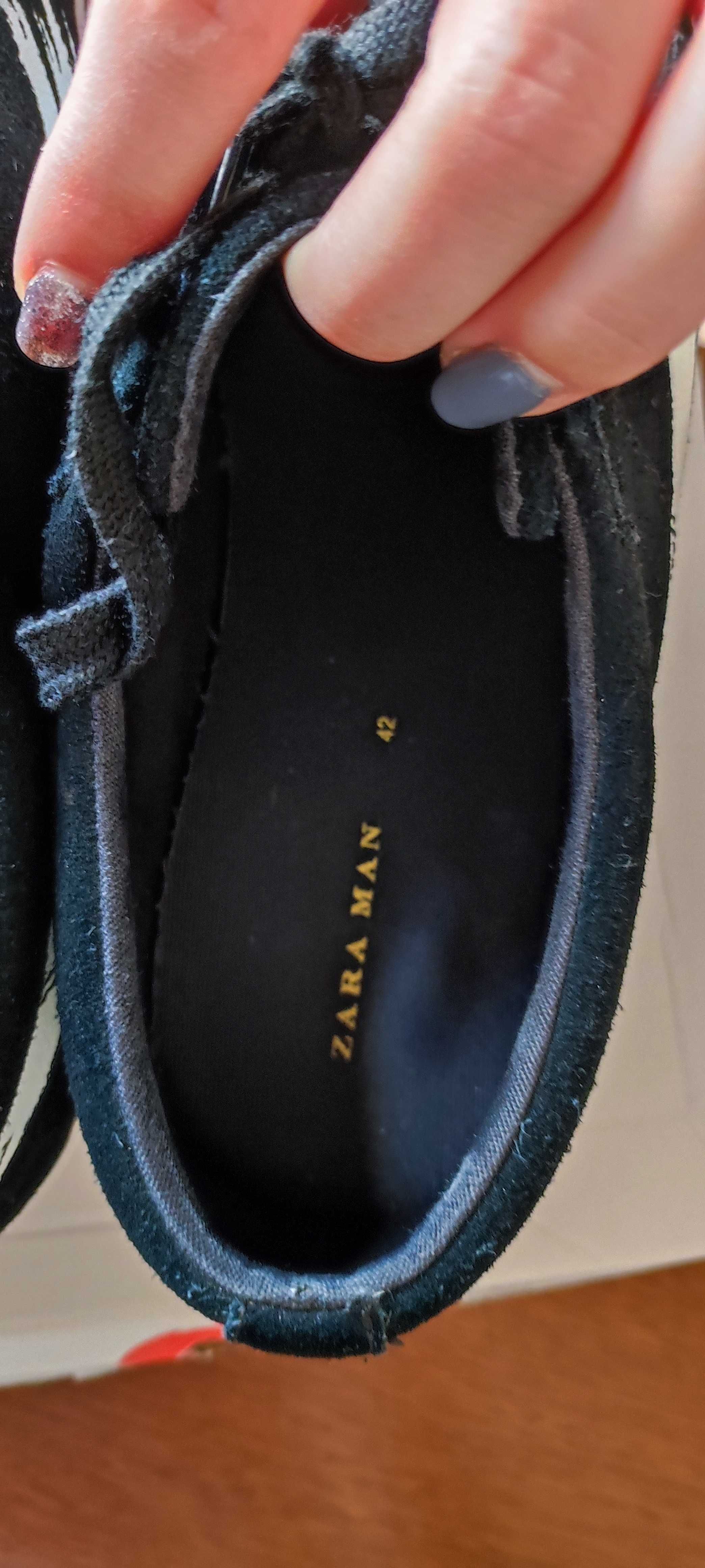 Мъжки Велурени маратонки Zara
