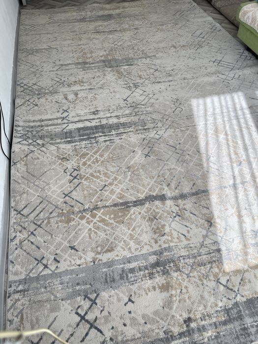 БУ ковёр хорошем состоянии