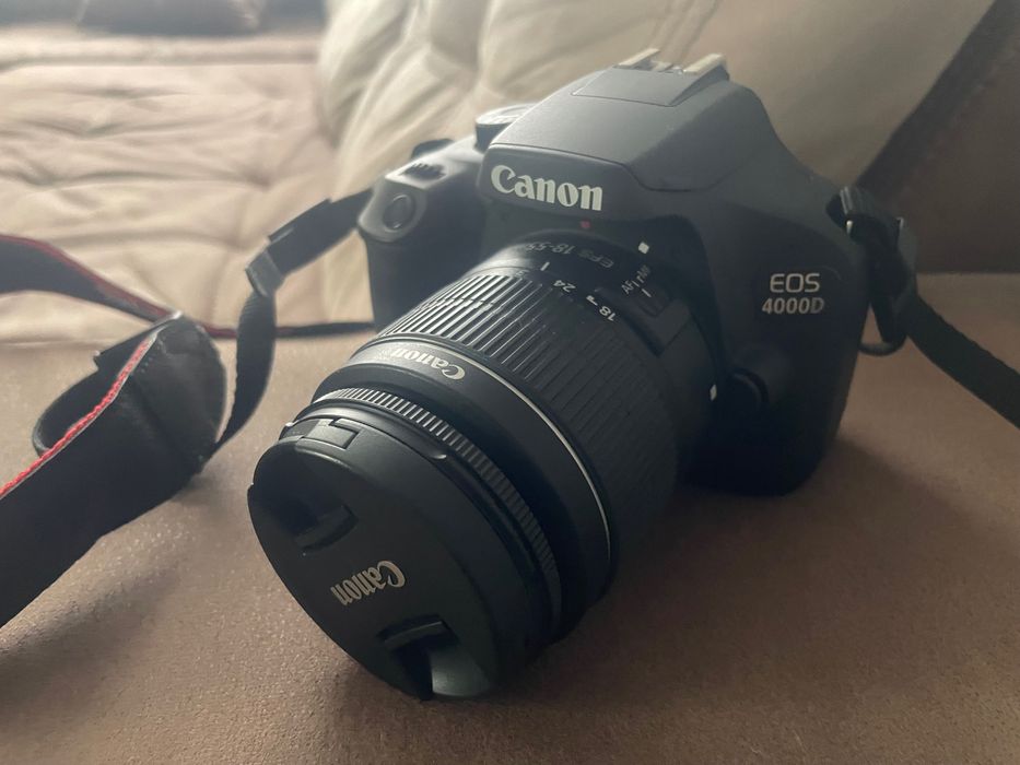 Фотоапарат Canon 4000d