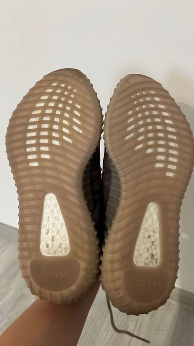 Yeezy Boost 350 V2 Mono Mist