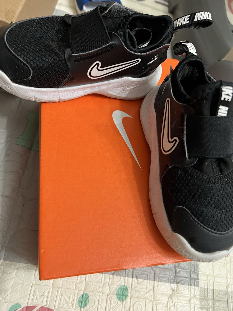 Детски маратонки NIKE