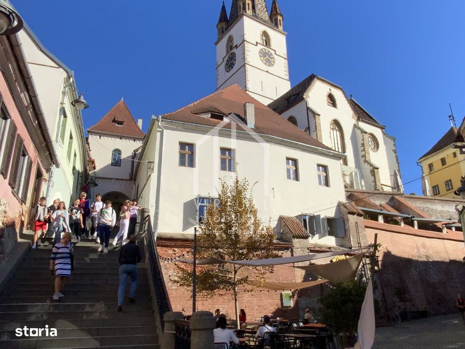 Casa individuala 4 camere de vanzare- Sibiu Pasajul Scarilor