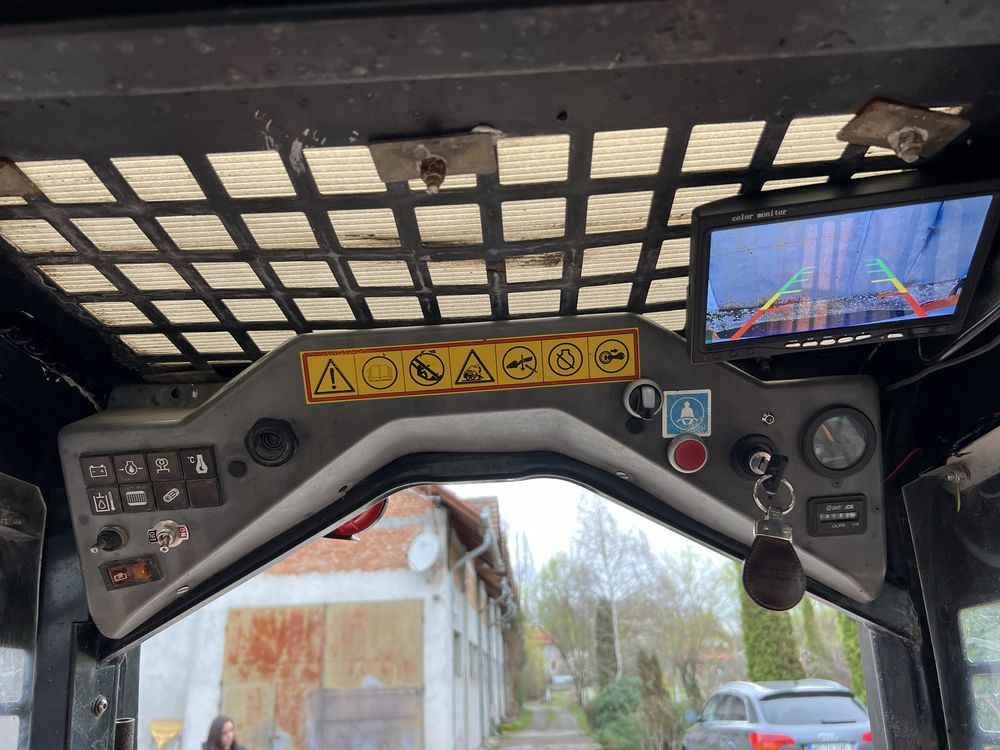 Miniincarcator Libra Bobcat camera marsarier Kubota incarcator frontal