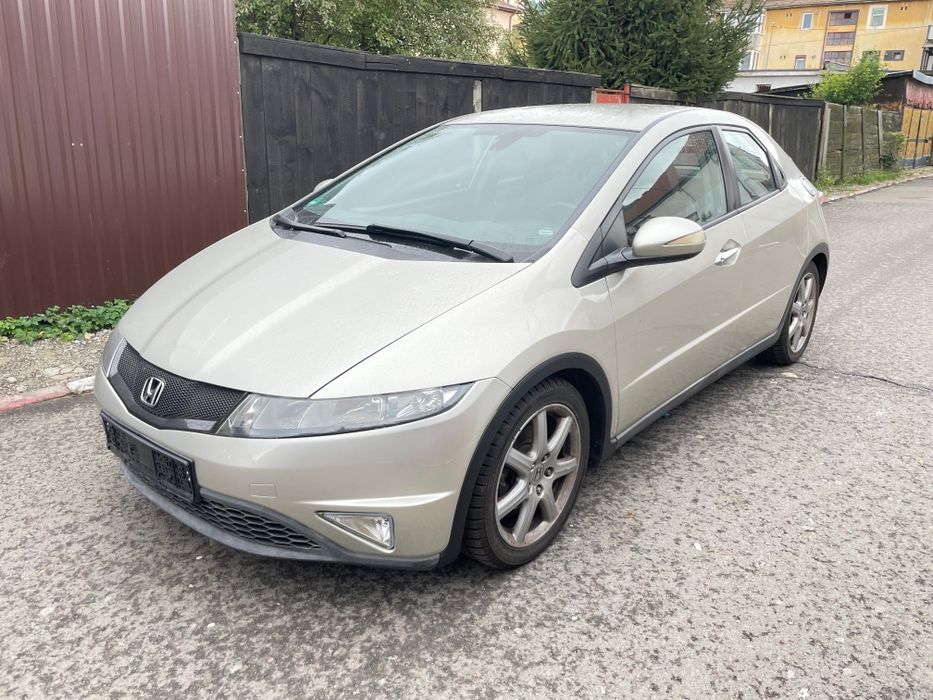 Honda Civic 1.8 iVtec Pret FIX