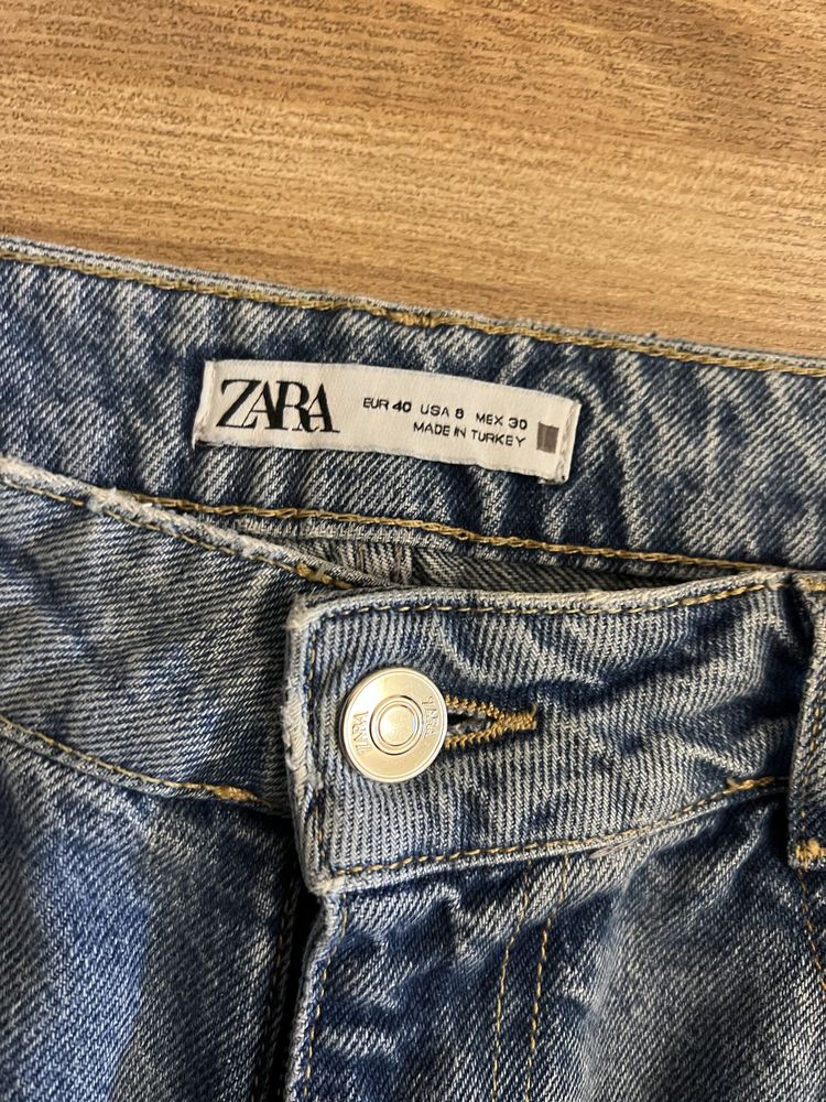 Женские джинсы zara