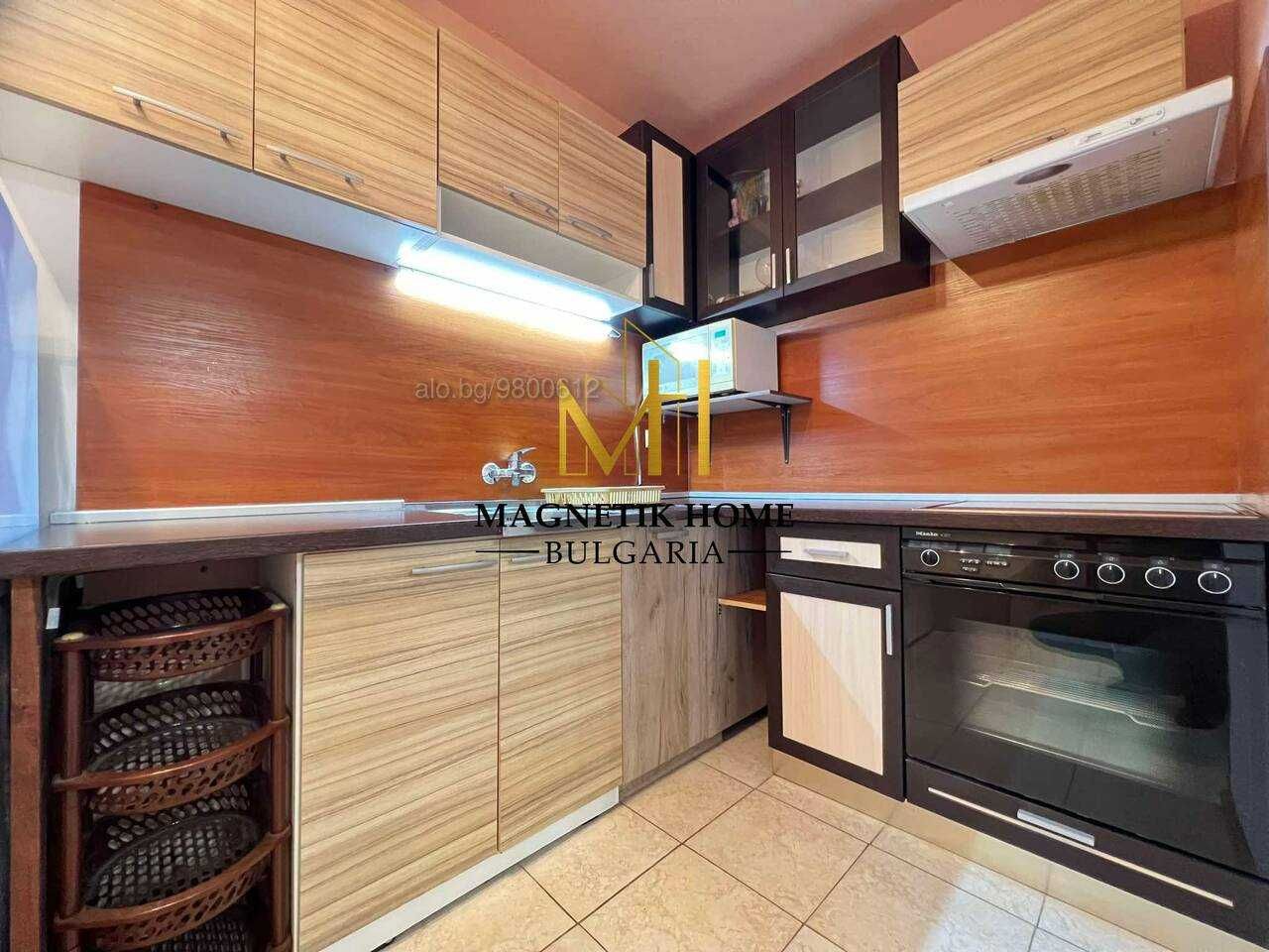 Дава се под наем Едностаен апартамент в Бургас, Изгрев - 52 кв.м за 306 € - Снимка #7