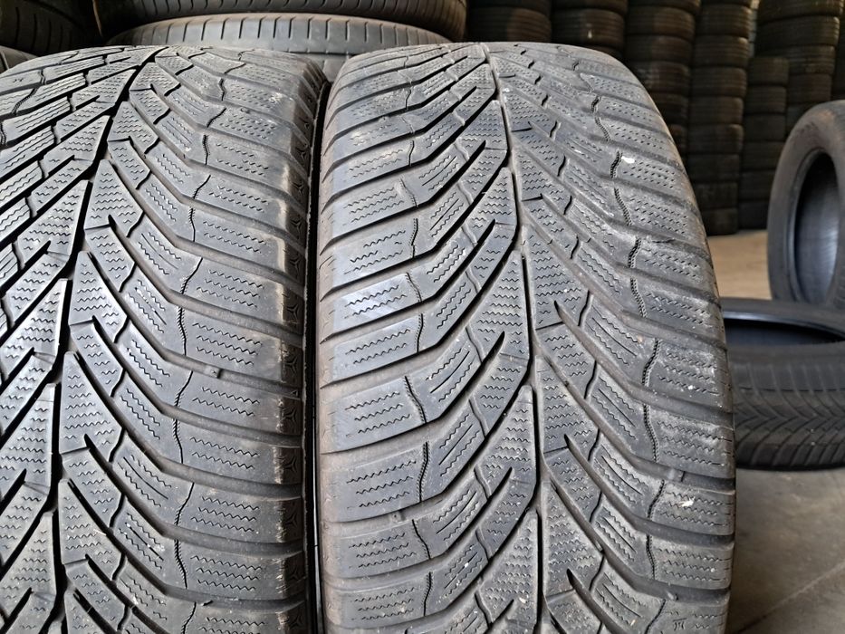 Anvelope second iarna 245 45 R18 Kumho 2023