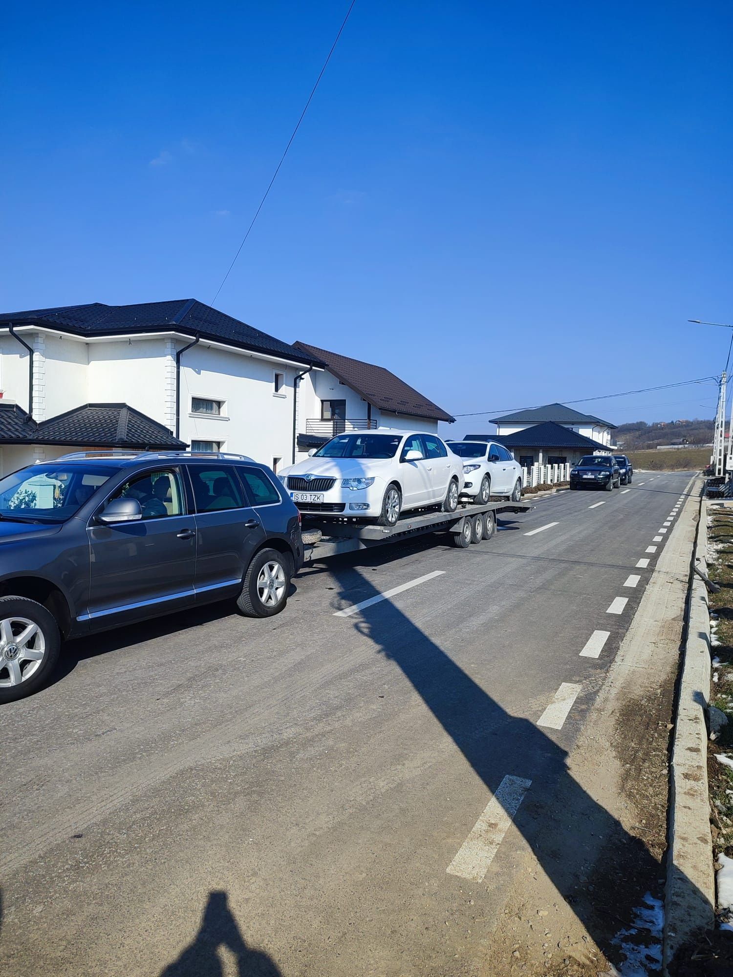 Închirieri platforme autode la 4m la 8.5m/tractări orice tip auto