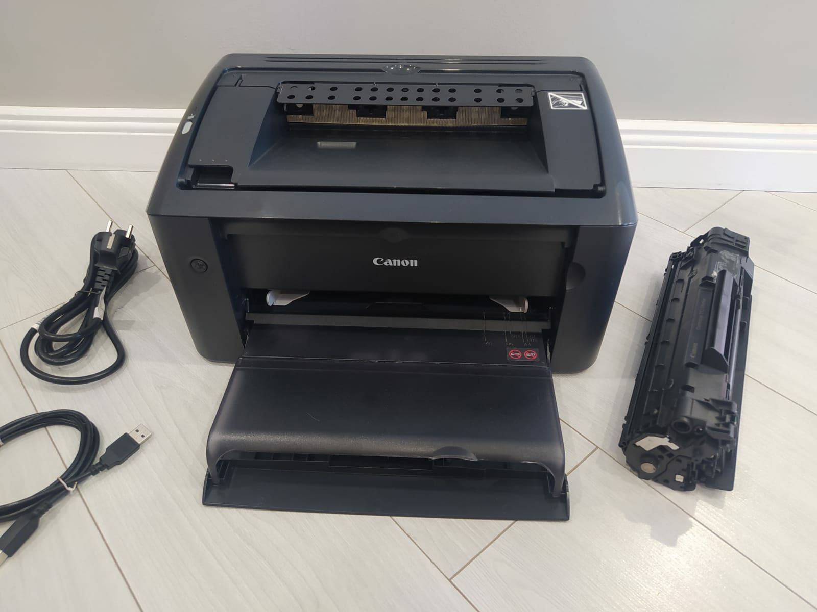 Лазерный принтер Canon lbp 3010b