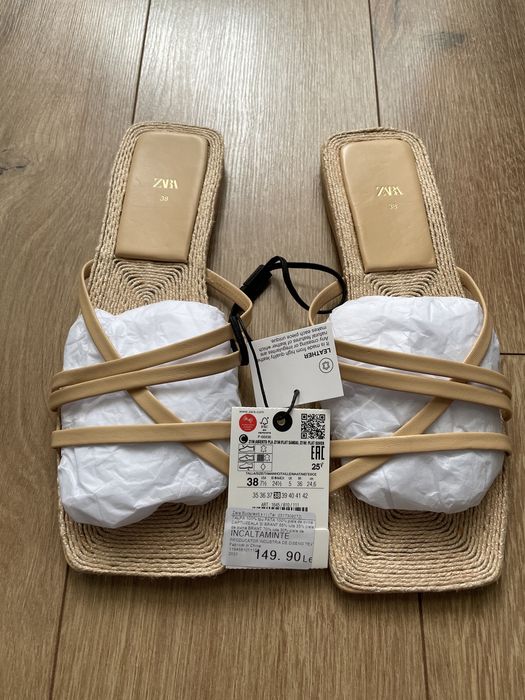 Papuci ZARA din piele si iuta, Noi masura 38, 40 si 41