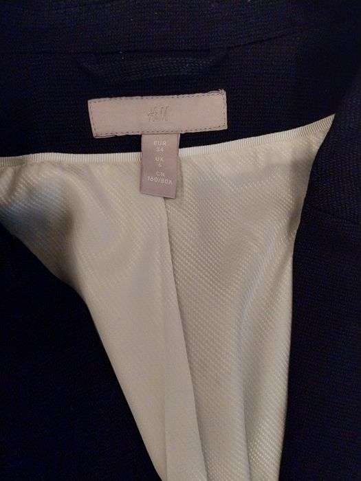 Брючный костюм. Женская