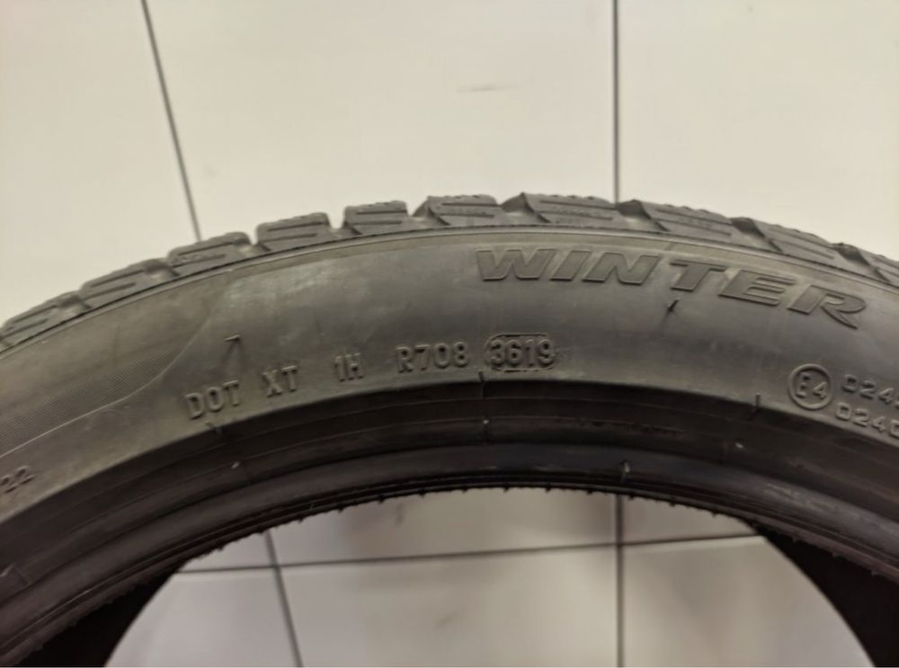 Зимни гуми 255/40/20 и 285/35/20 Pirelli Sottozero Спорт пакет