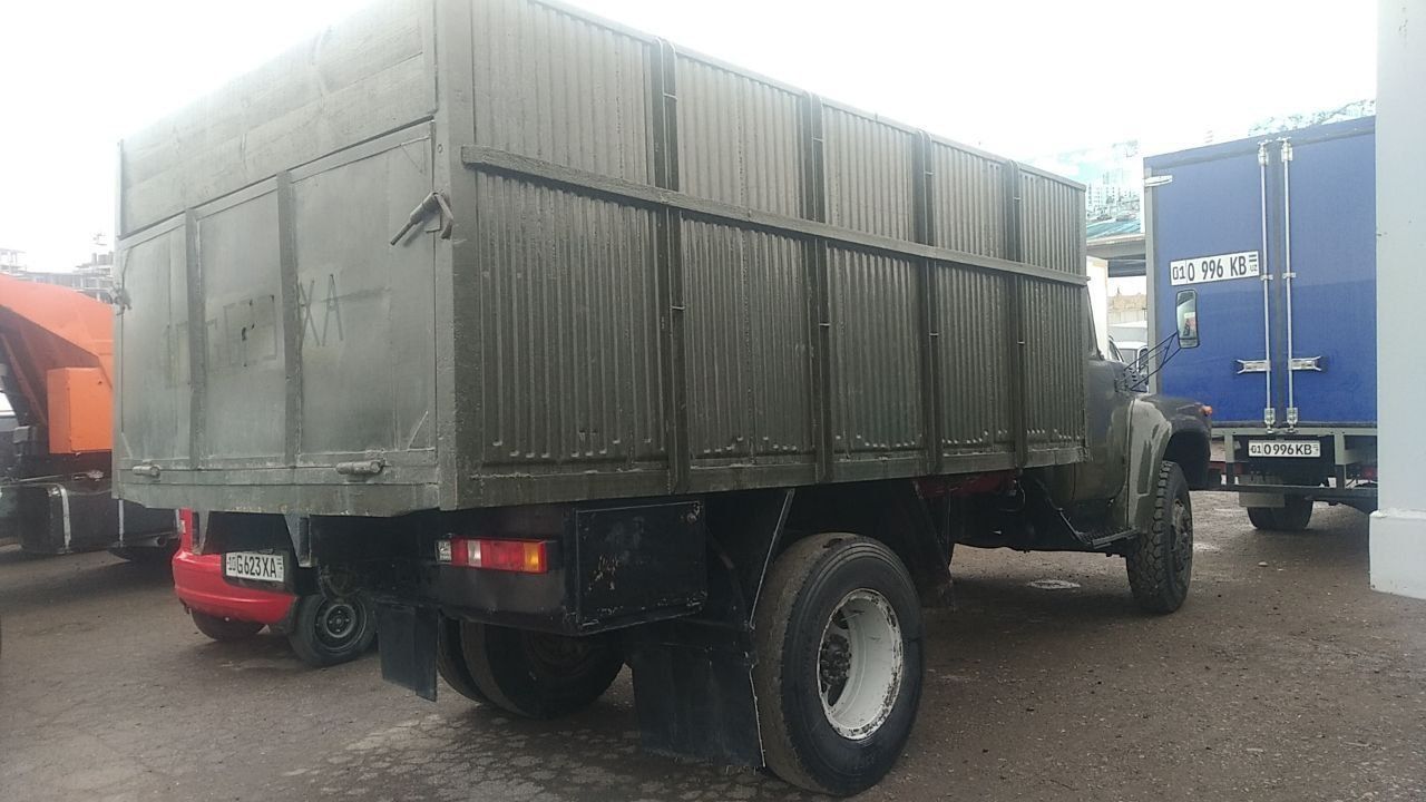 Zil 130 bartavoy