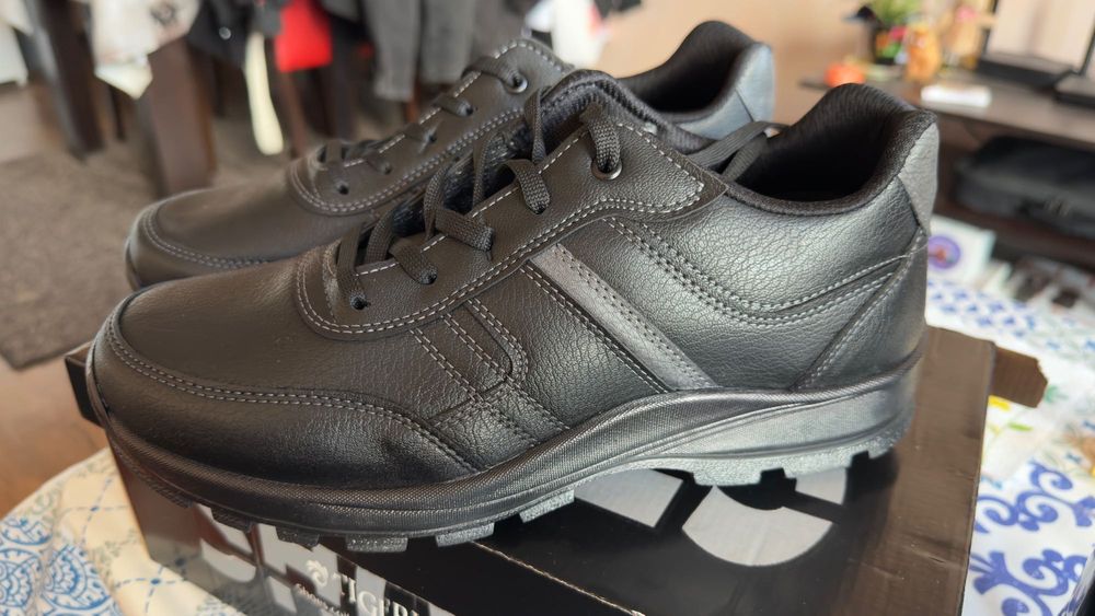 Мъжки обувки НОВИ