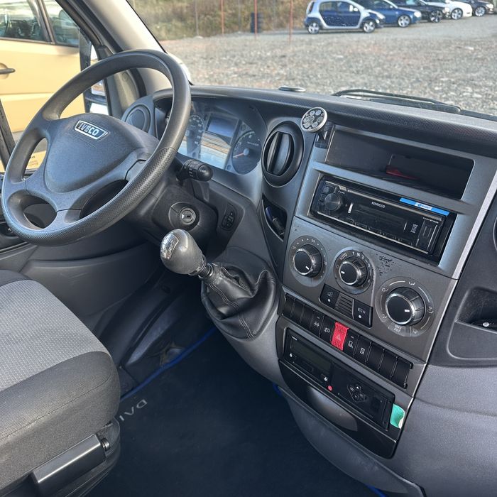 Iveco Daily 50C17 3.0 Diesel / 2013 / 170CP / Cub 6 metri / Lift